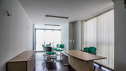Furnished office in a business building in Lozenets district