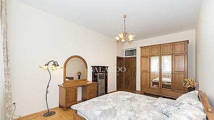 Spacious apartment  in Graf Ignatiev blvd.