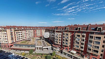 Маломерен тристаен апартамент в Цариградски Комплекс