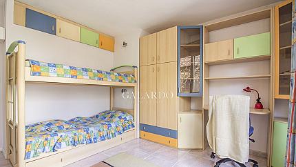 Spacious two-bedroom apartment near to Southern Park in Lozenets