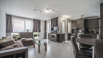 Тристаен обзаведен апартамент в кв. "Манастирски ливади"