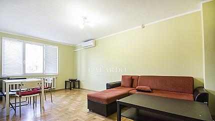 Тристаен апартамент на ул. Тинтява