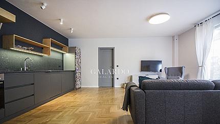 Stylish two-bedroom apartment and garage on Lyulin Planina Street, Center
