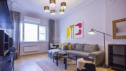 Stylish apartment meters from the Council of Ministers