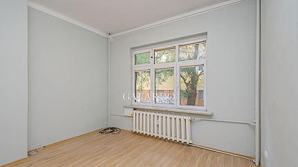 Spacious and sunny apartment meters from Vitosha Blvd.