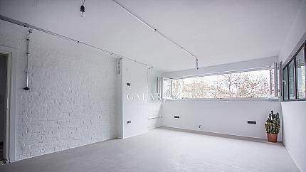 Апартамент след основен ремонт в центъра на София