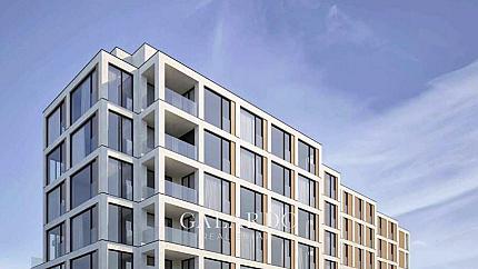 One-bedroom apartment next to Paradise Mall