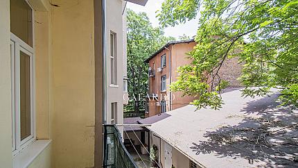Аристократичен апартамент на ул. Раковски