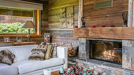 Spacious chalet with stunning mountain views in Megeve, France