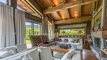 Spacious chalet with stunning mountain views in Megeve, France