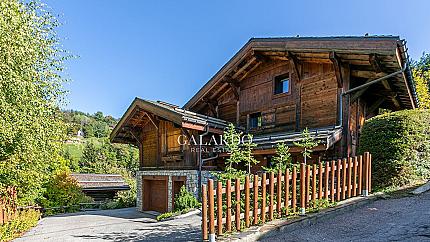 Completely renovated chalet a few meters from the pedestrian center in Megeve, France