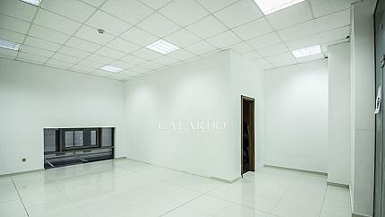 Spacious office for rent in a business building in Mladost