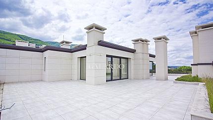 Многостаен апартамент в луксозен комплекс в кв. "Бояна"