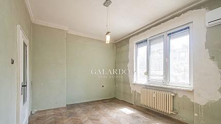 One bedroom apartment in the heart of the city center