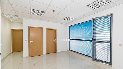 Office with communicative location