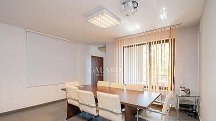 Spacious office in a representative building