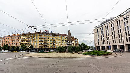 Прекрасен апартамент с уникална гледка към паметника Левски