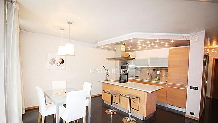 Luxury two-bedroom apartment near South Park, Lozenets