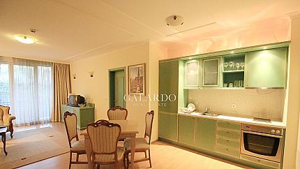 Two-bedroom apartment in a gated community in Lozenets