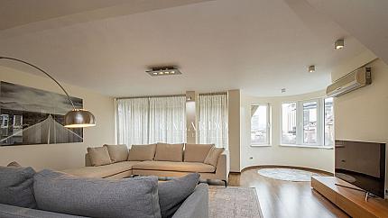 Luxury apartment, close to National Palace of Culture