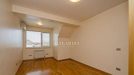 Luxury apartment, close to National Palace of Culture