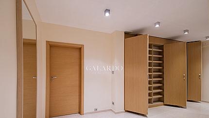 Luxury apartment, close to National Palace of Culture