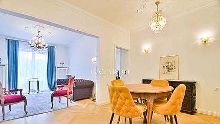 Aristocratic two-bedroom apartament near Doctor's Garden