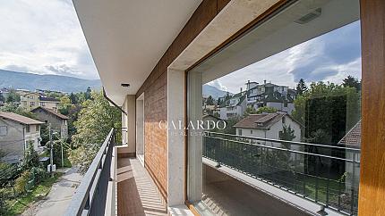 Aпартамент с гледка към планината, кв.Бояна