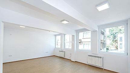 Spacious office in a business building in the Top Center, next to Vitosha blvd.