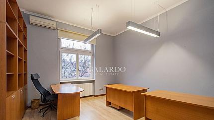 Spacious office in the TOP center meters from Slaveykov square