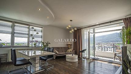 Lovely apartment with amazing view in complex Tiara