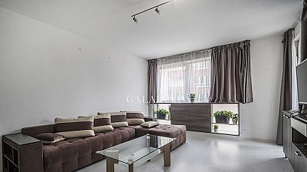 Тристаен уютен и обзаведен апартамент в затворен  комплекс в кв. "Манастирски ливади"