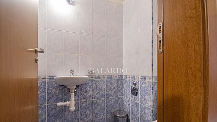 Sunny and spacious three-room apartment for rent in Manastirski livadi district - west