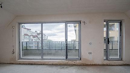 Тристаен апартамент с Акт 16 за продажба в кв. Гео Милев