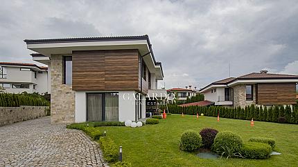 A single family house in a gated community near Vitosha Nature park