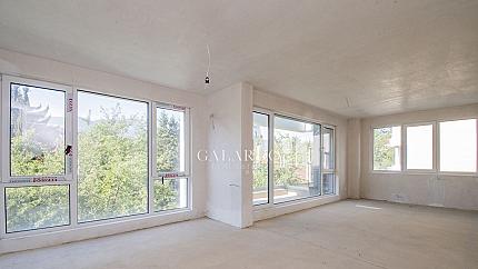 Three-room apartment in a building with deed 16 in Vitosha district