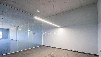 Spacious space in an office building on Ring Road