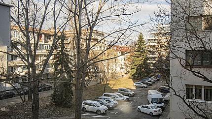 A wonderful three-bedroom apartment next to Oborishte St., Oborishte district