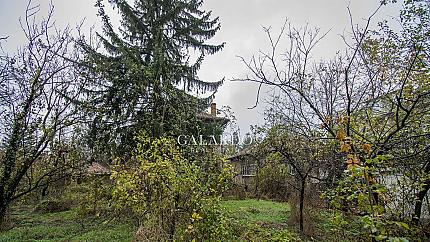 A small investment plot of land in Ovcha Kupel