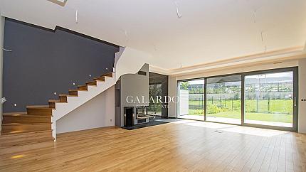 Brand new house in Garitage Park with 4 bedrooms