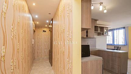 Sunny and bright three-room apartment near Nadezhda metro station.