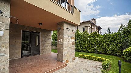 Family house with a living pool  in gated complex in Dragalevtzi distric