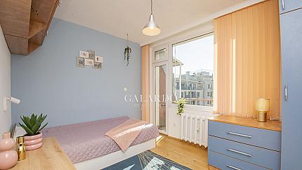 Sunny apartment on a upper floor with a south-facing terrace