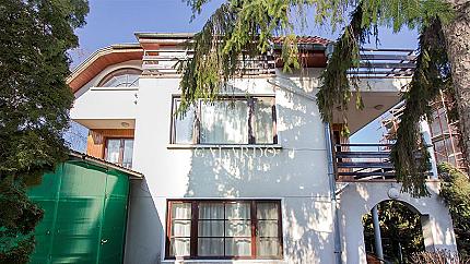 Beautiful house in the foot of Vitosha Mountain, qw.Simeonovo