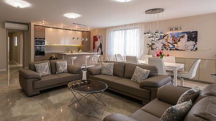 Luxury 3 bedroom apartment for rent in Simeonovo