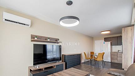 Spacious and luxurious two-bedroom apartment in "Arkadia" complex next to "Flora" kindergarten