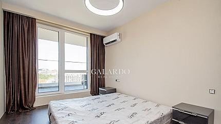 Spacious and luxurious two-bedroom apartment in "Arkadia" complex next to "Flora" kindergarten