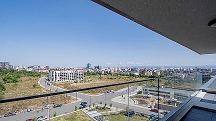 Spacious and luxurious two-bedroom apartment in "Arkadia" complex next to "Flora" kindergarten