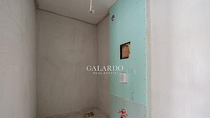 Attractive property in a small boutique building