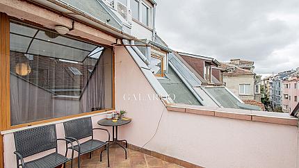 Large apartment near Vitoshka with a terrace